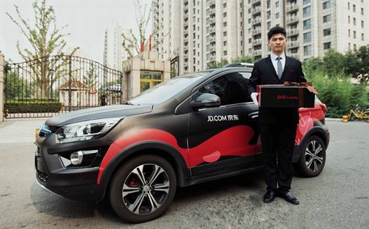 Balenciaga巴黎世家成功進(jìn)軍電商，京東TOPLIFE與Balenciaga共同引領(lǐng)國(guó)際潮牌新風(fēng)尚！