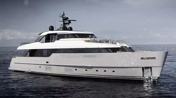 辛普森游艇售出兩艘全新圣勞倫佐SD96