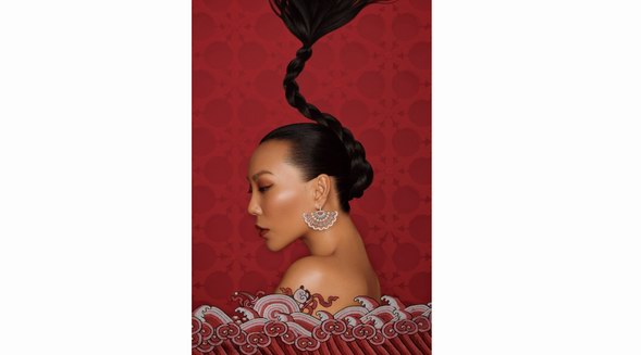 M·A·C魅可特邀新年大使萬寶寶演繹東方美學(xué),宮氣十足新妝萬相