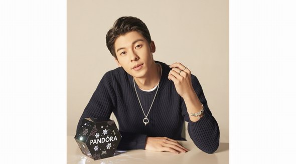 Pandora潘多拉 串鏈你的故事 點亮新愿之光