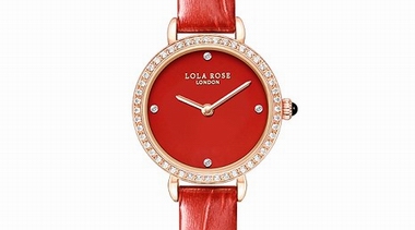 Lola Rose小紅表全新上市，成就春節(jié)必備單品