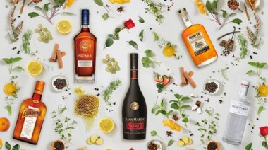 解鎖一杯春日里的絢爛色彩 ——人頭馬君度集團(tuán)春日雞尾酒推薦