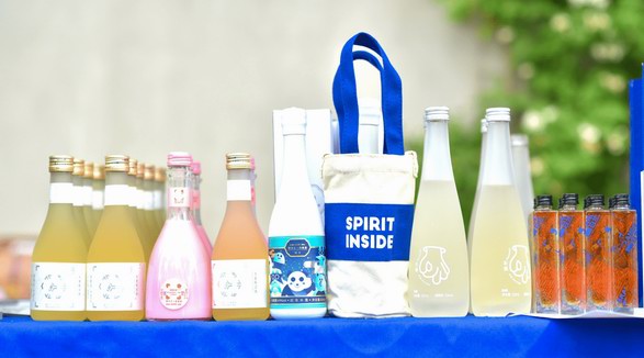 酒與藝術(shù)的碰撞，酒分之一玩出跨界新高度 