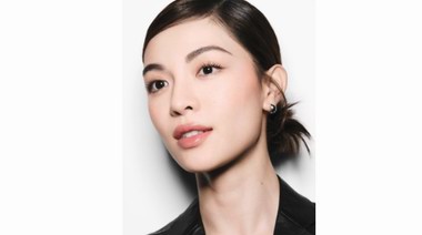 HOURGLASS推出全新四色眼影盤，開啟人妝相諧的美意新境 