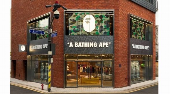 BAPE?加速全球擴(kuò)張步伐 BAPE STORE?新沙洞旗艦店及BAPE STORE?現(xiàn)代百貨首爾專門(mén)店盛大啟幕